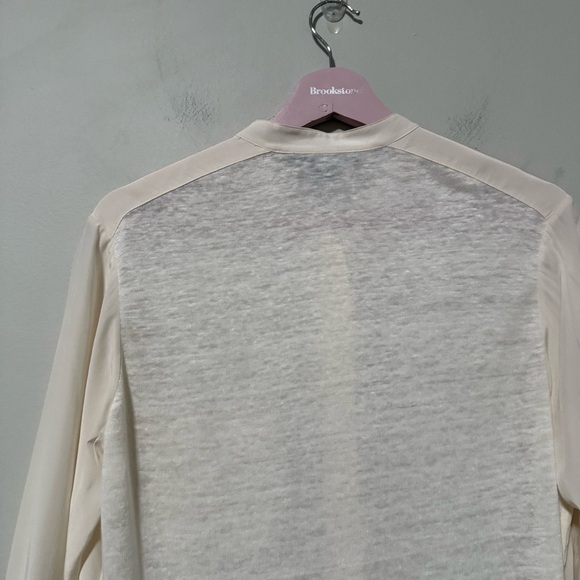 Vince Mixed Media Silk Linen Back Long Sleeve Button Down
Blouse Size Small - Picture 8 of 9